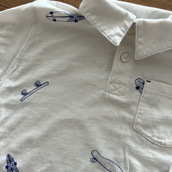 LAST CHANCE Boys 6/7 Polos - Picture 2 of 8